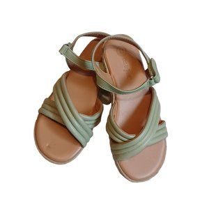 CAT & JACK SANDALS